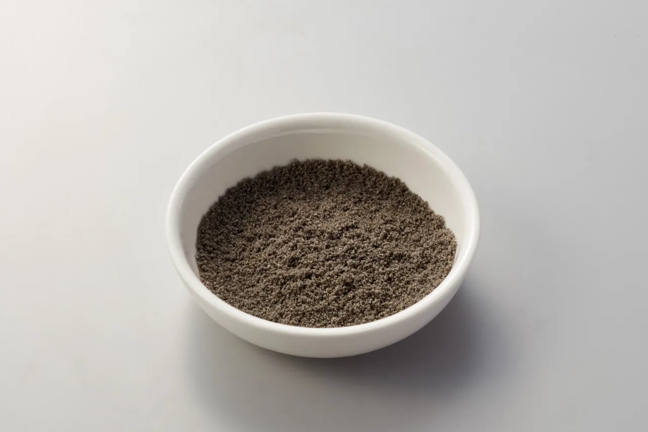 ホイップシーズニング・黒胡麻　　（30ｇ入り）